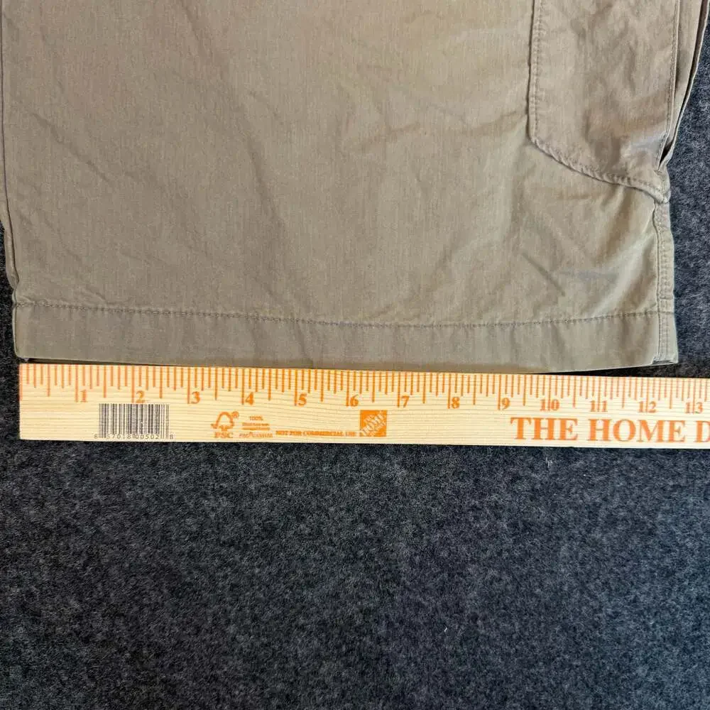 The North Face Men's Khaki Cargo Shorts